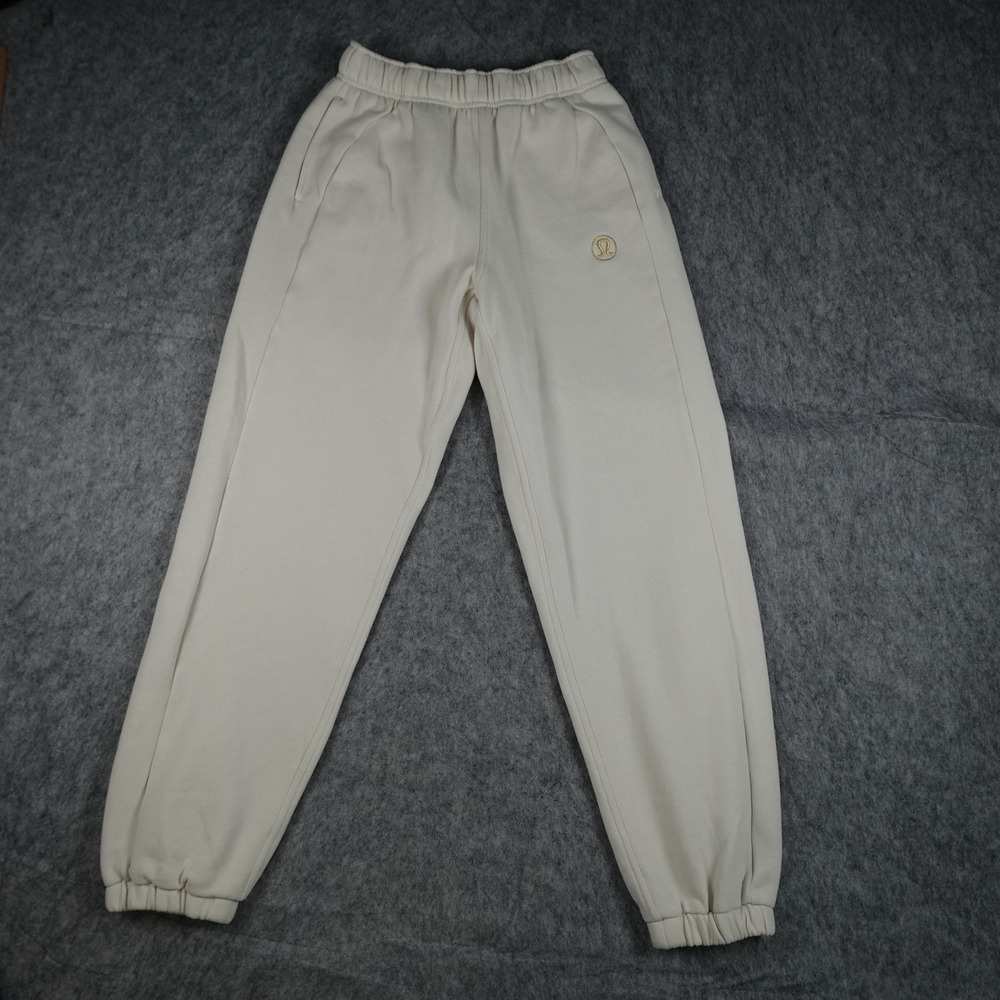 Lululemon Pant Women XXS Ivory Lunar New Year Scuba Mid Rise Oversized Jogger
